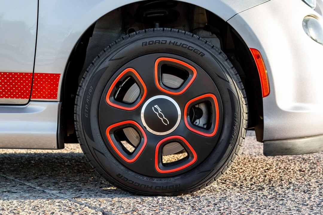 2017 Fiat 500 - Image 31 of 31
