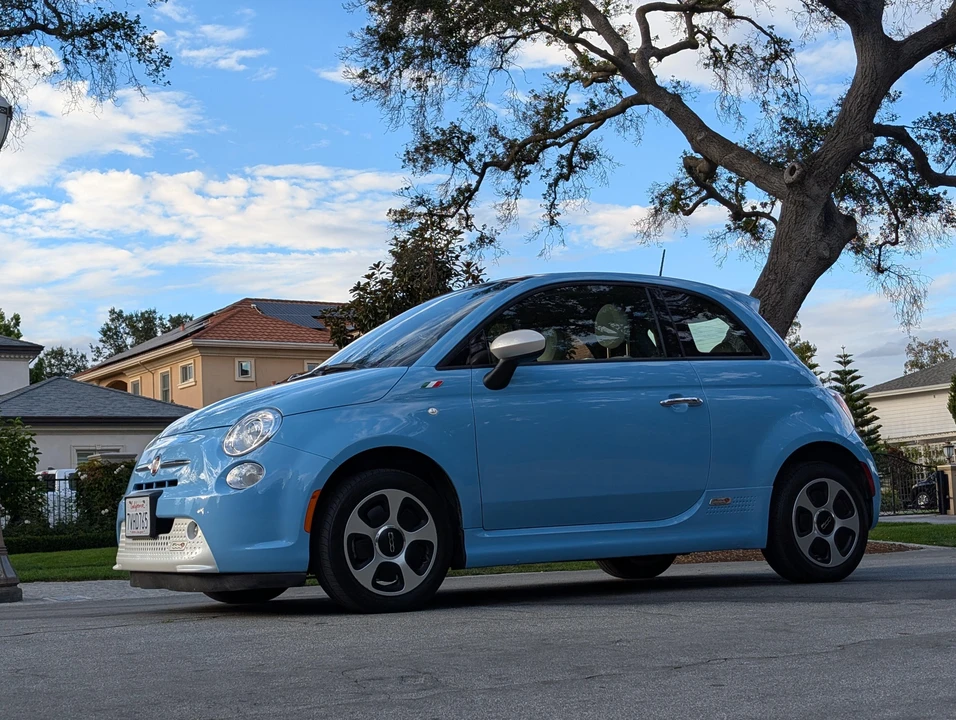 2017 Fiat 500e - Image 20 of 31