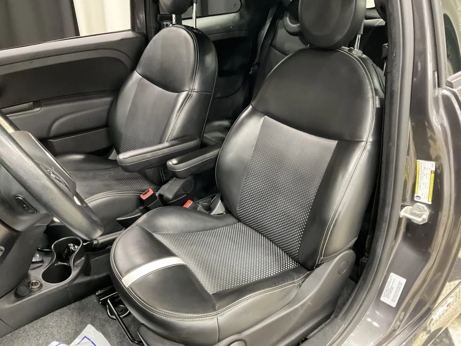 2017 Fiat 500e - Image 4 of 9