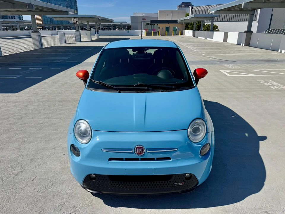 2017 Fiat 500e - Image 6 of 31