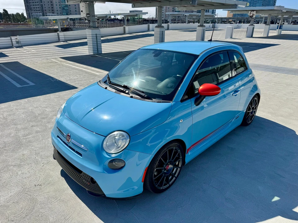 2017 Fiat 500e - Image 8 of 31