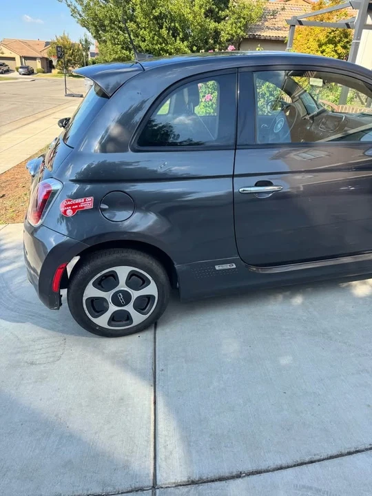 2017 Fiat 500e - Image 4 of 19