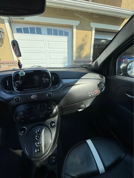 2017 Fiat 500e - Image 15 of 19