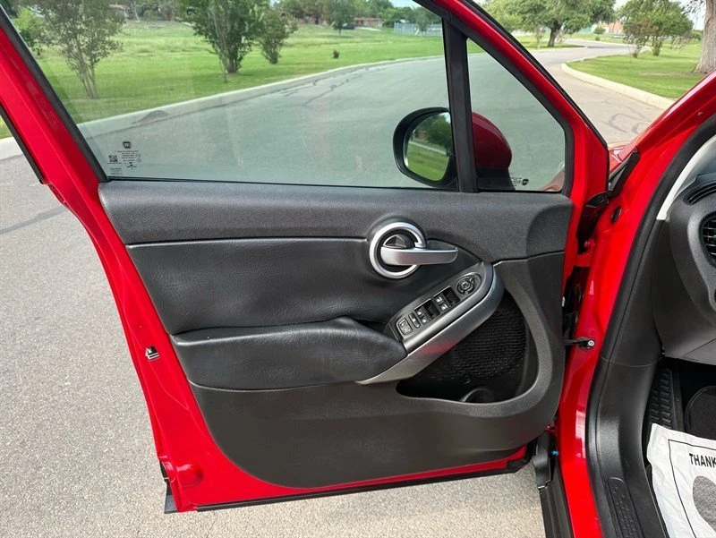 2017 Fiat 500 - Image 11 of 20