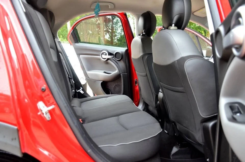 2017 Fiat 500 - Image 9 of 16