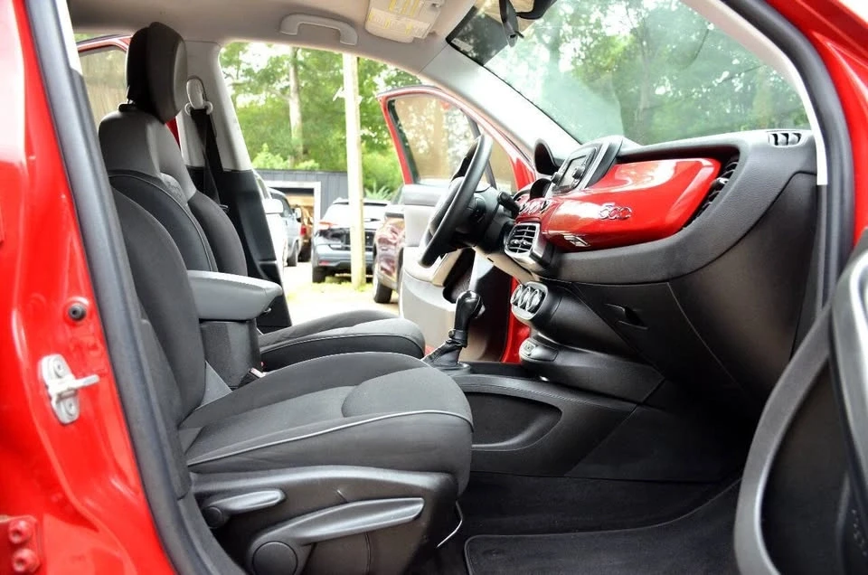 2017 Fiat 500 - Image 10 of 16