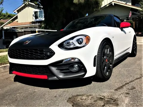 2017 Fiat 124 Spider - Image 4 of 18