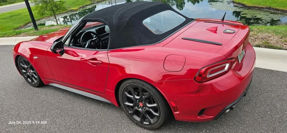 2017 Fiat 124 Spider - Image 8 of 14