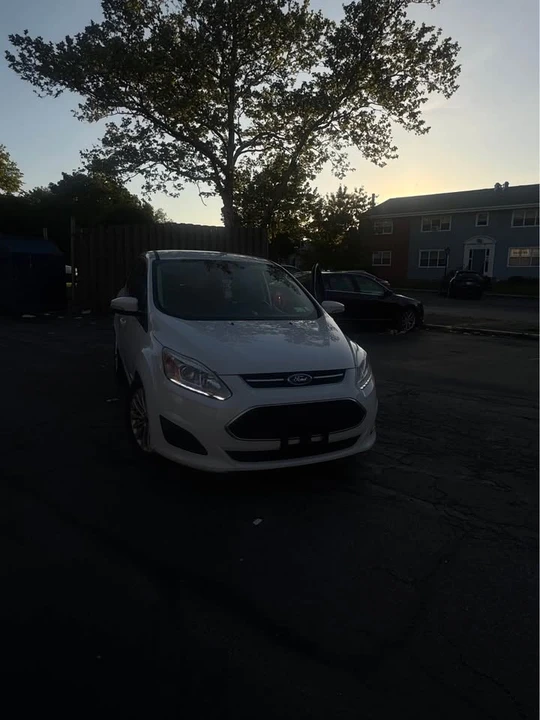 2017 Ford C-Max - Image 2 of 14