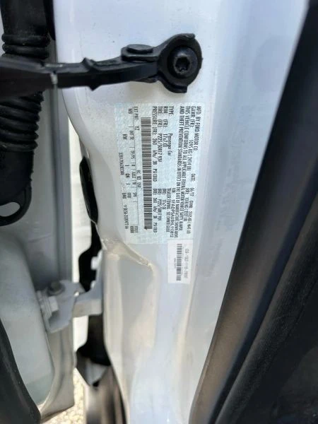 2017 Ford C-Max - Image 9 of 12