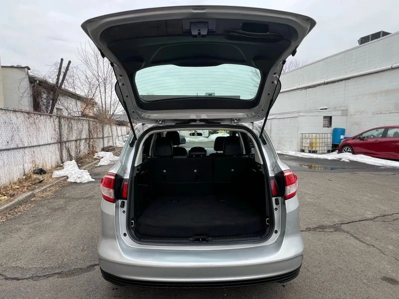 2017 Ford C-Max - Image 9 of 12