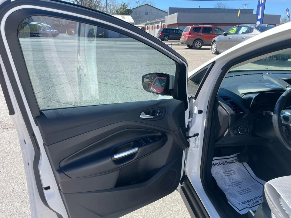 2017 Ford C-Max - Image 12 of 21