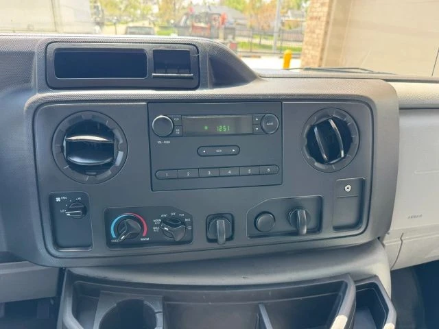 2017 Ford Econoline Van - Image 31 of 31