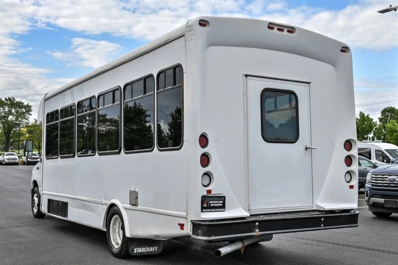 2017 Ford Econoline Van - Image 6 of 22