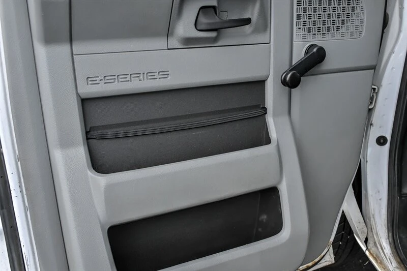2017 Ford Econoline Van - Image 10 of 22