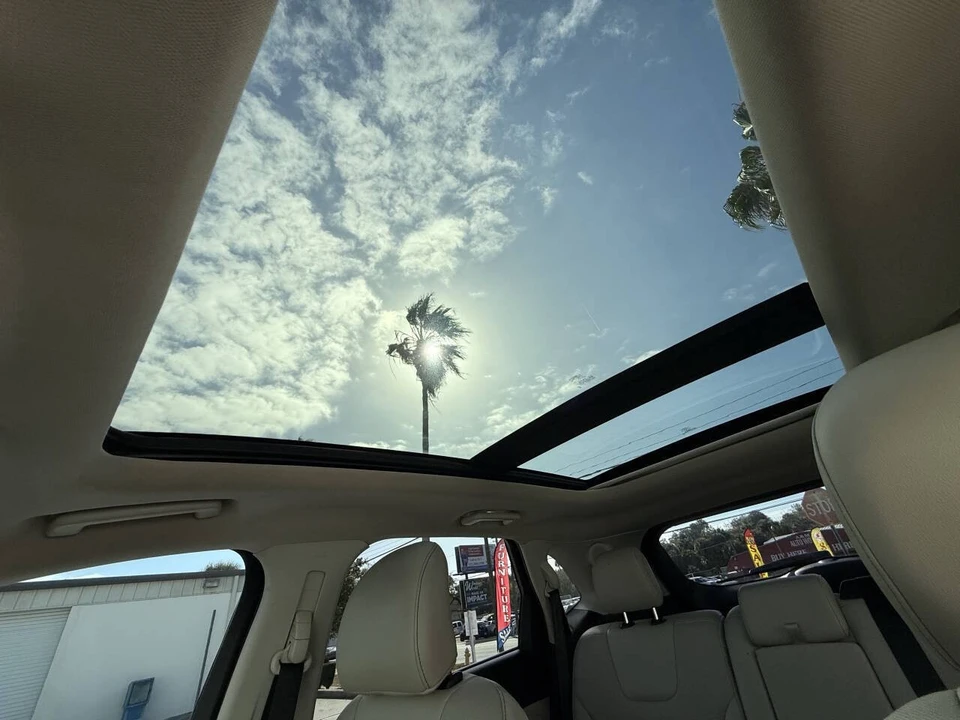 2017 Ford Edge - Image 15 of 19