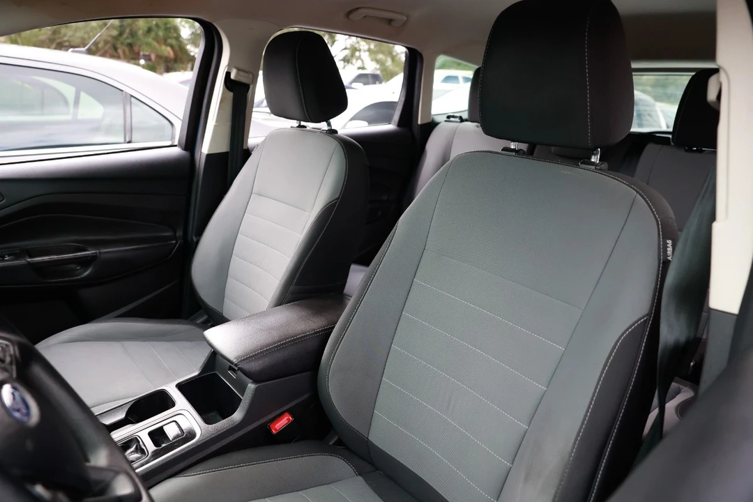 2017 Ford Escape - Image 6 of 12