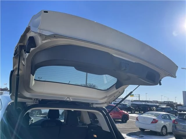 2017 Ford Escape - Image 16 of 21
