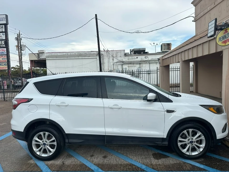 2017 Ford Escape - Image 4 of 11