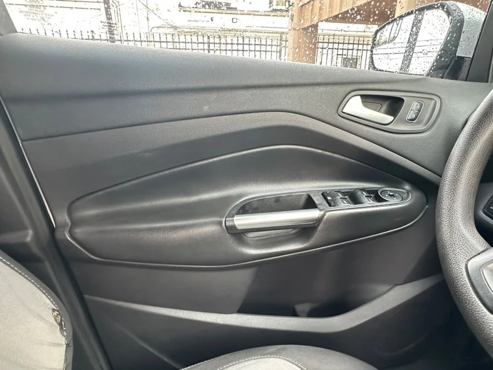 2017 Ford Escape - Image 7 of 11