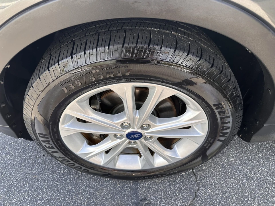 2017 Ford Escape - Image 28 of 29