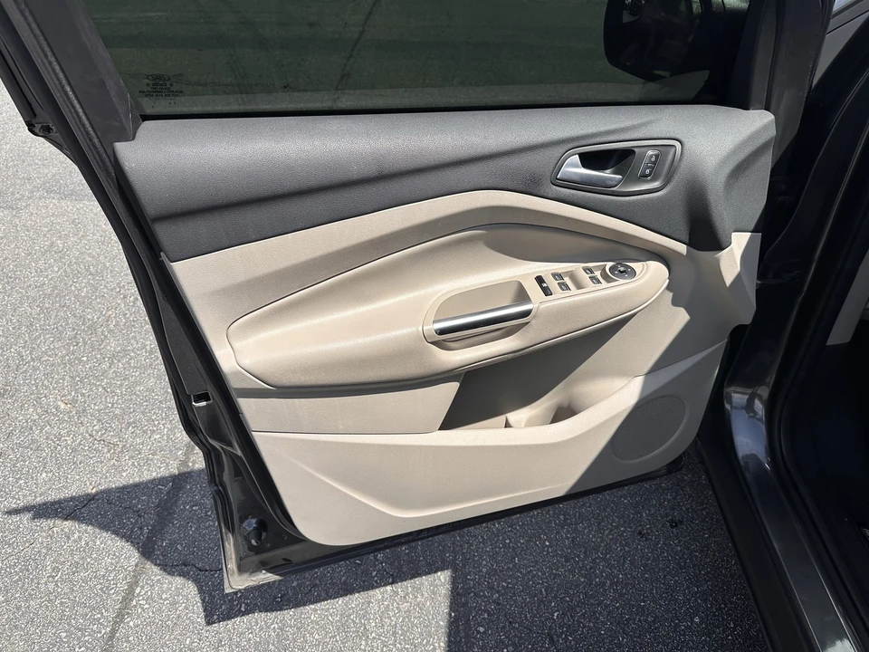 2017 Ford Escape - Image 9 of 29