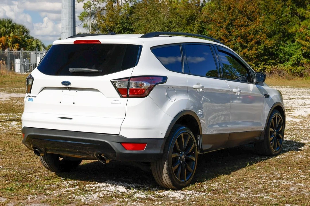 2017 Ford Escape - Image 11 of 21