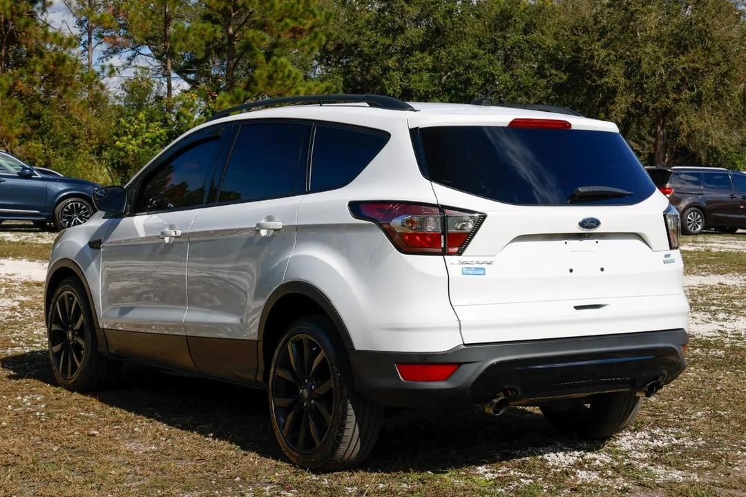 2017 Ford Escape - Image 5 of 21