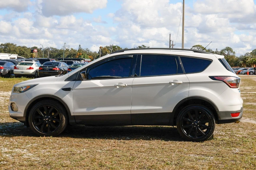 2017 Ford Escape - Image 3 of 21