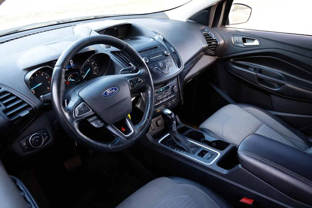 2017 Ford Escape - Image 4 of 21