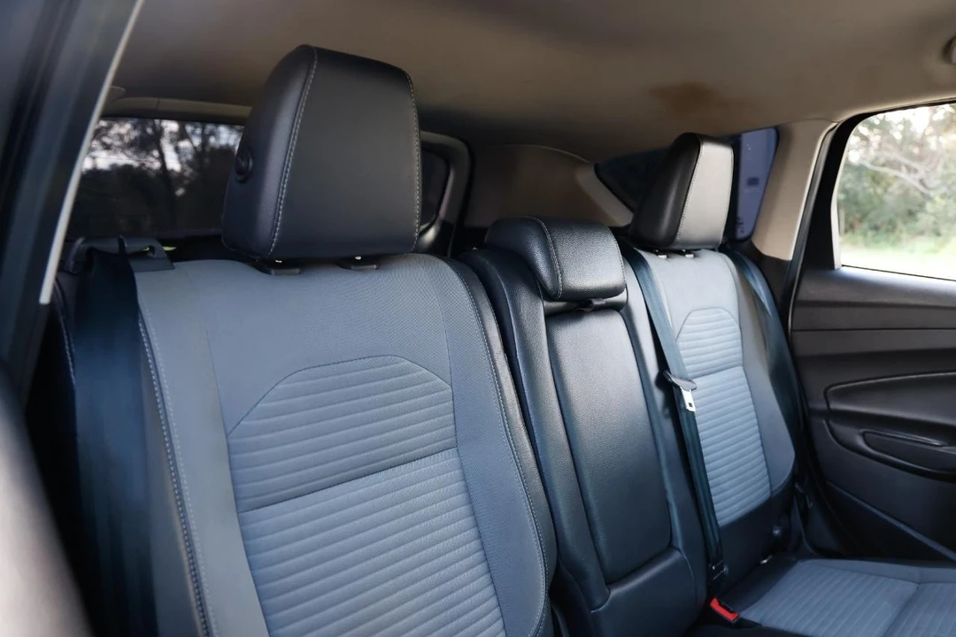 2017 Ford Escape - Image 14 of 21