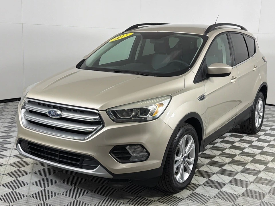2017 Ford Escape - Image 10 of 12