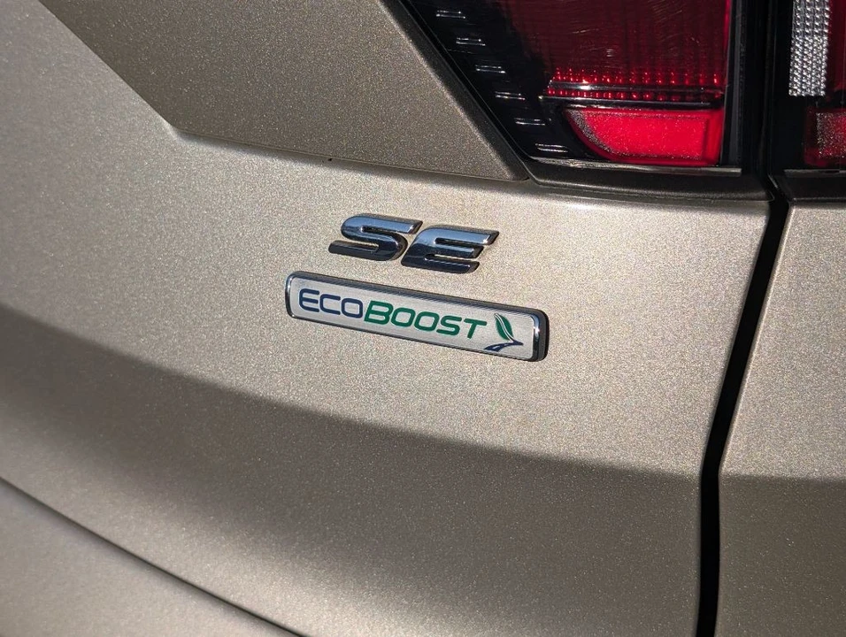 2017 Ford Escape - Image 8 of 21