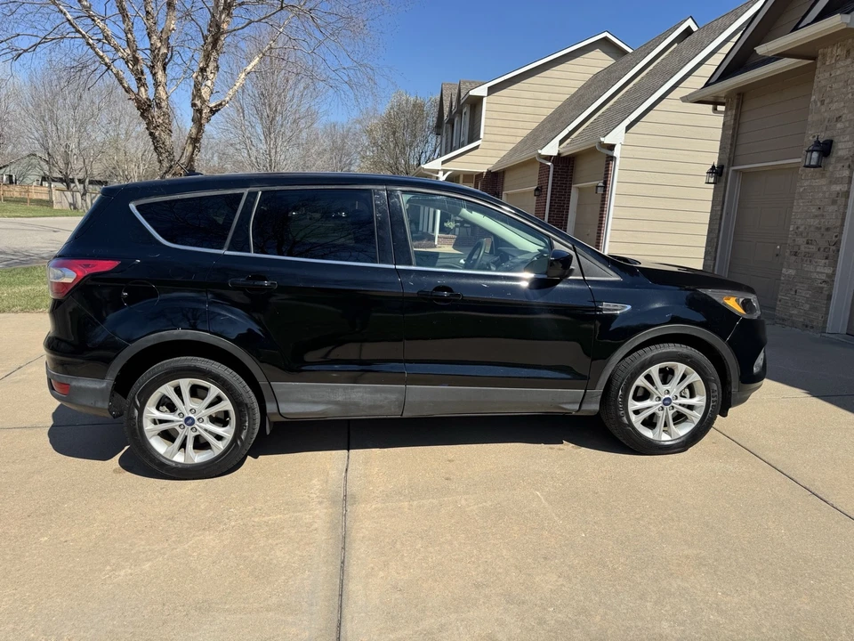 2017 Ford Escape - Image 8 of 18