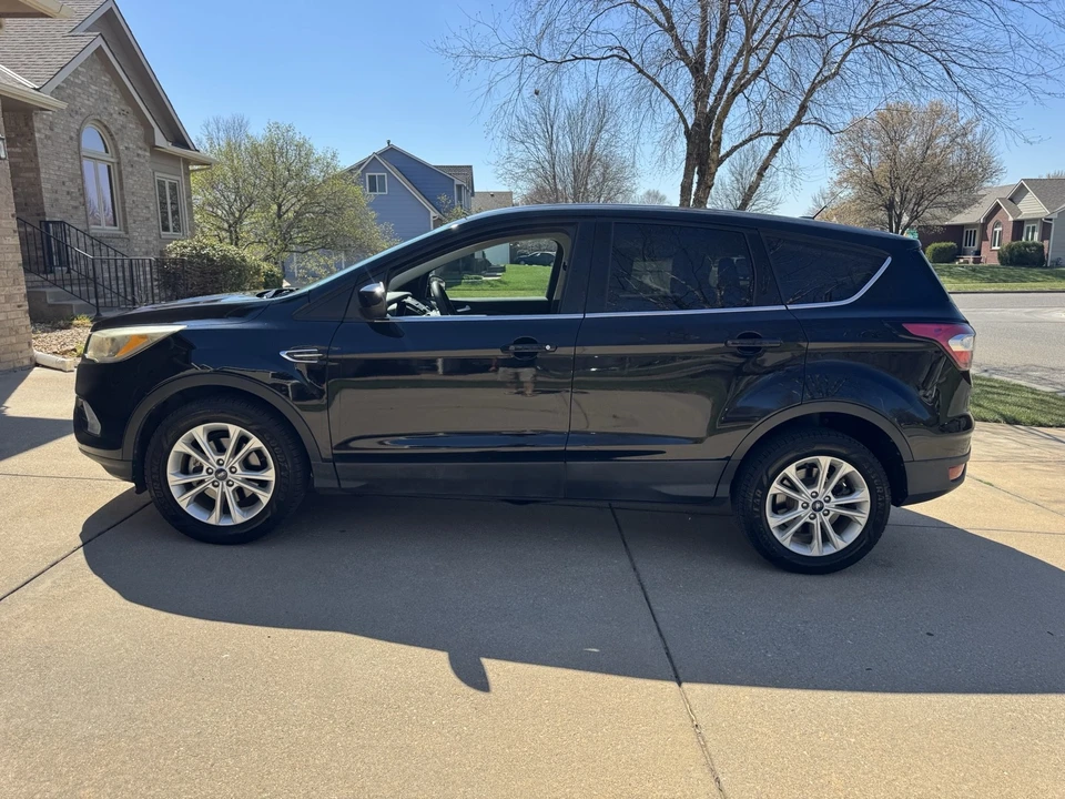 2017 Ford Escape - Image 7 of 18