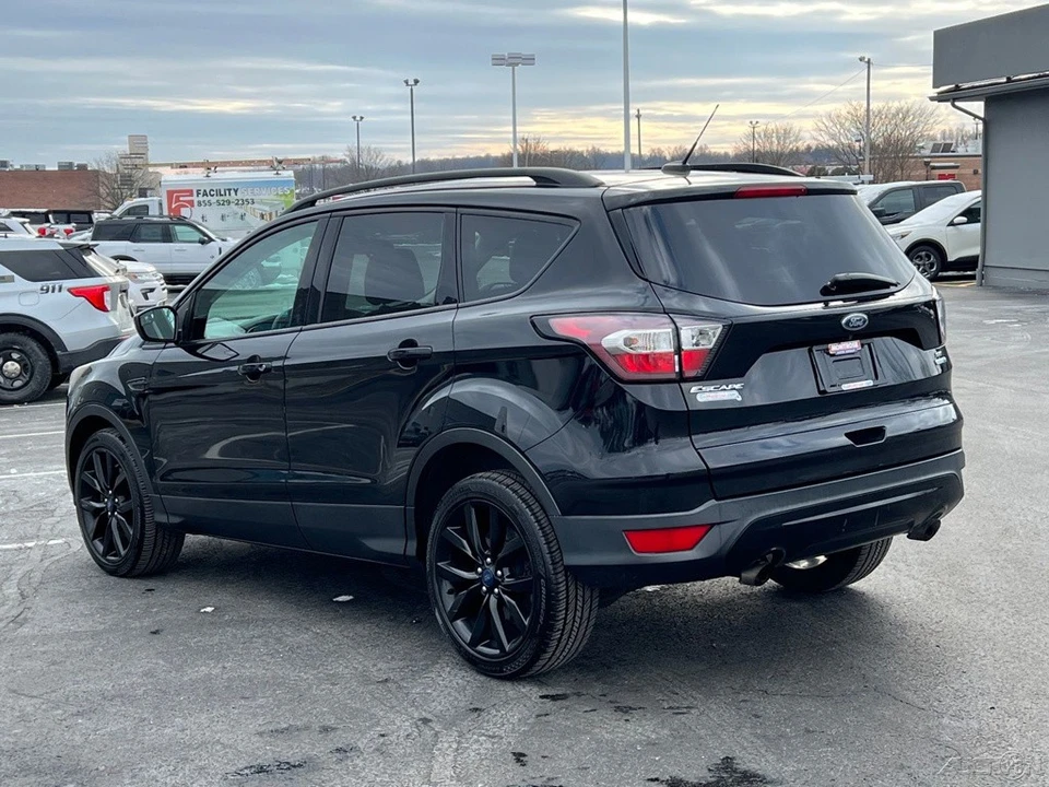 2017 Ford Escape - Image 5 of 12