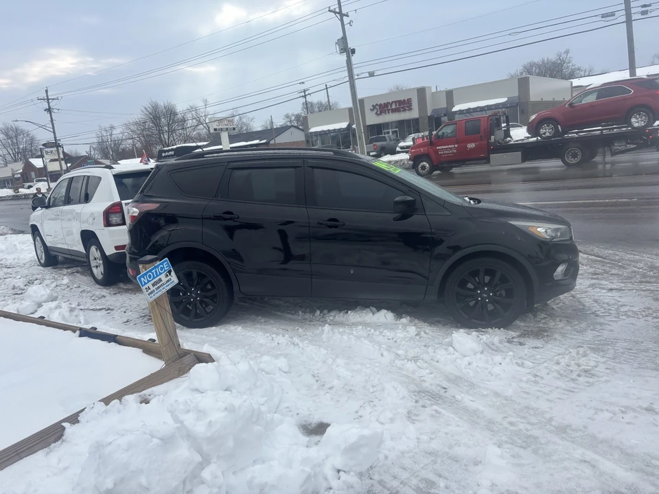 2017 Ford Escape - Image 4 of 5