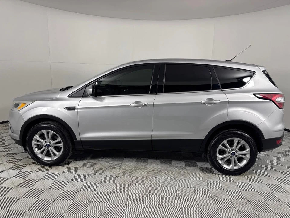 2017 Ford Escape - Image 8 of 12