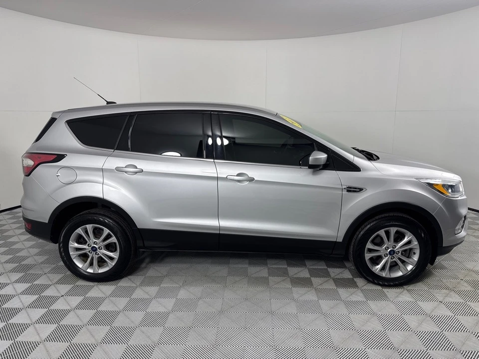 2017 Ford Escape - Image 4 of 12