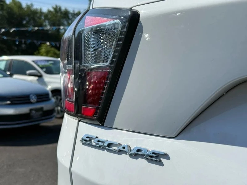 2017 Ford Escape - Image 7 of 12
