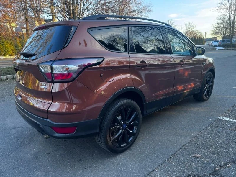 2017 Ford Escape - Image 8 of 12