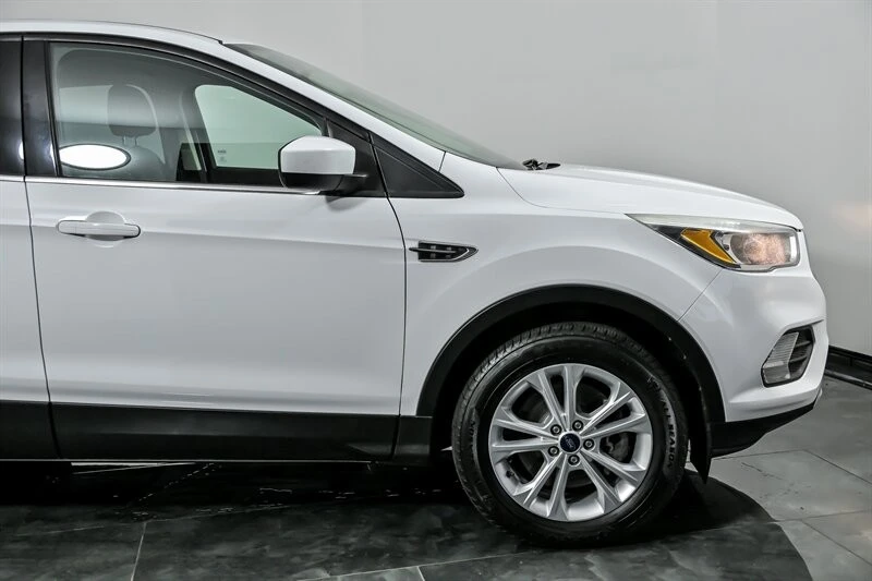 2017 Ford Escape - Image 12 of 21