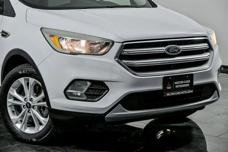 2017 Ford Escape - Image 2 of 21