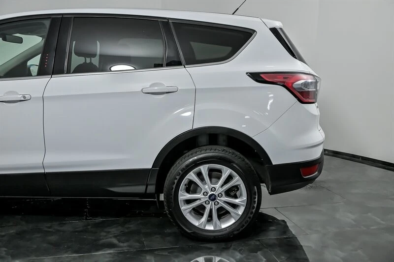 2017 Ford Escape - Image 7 of 21