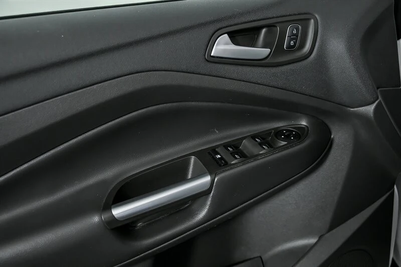2017 Ford Escape - Image 15 of 21