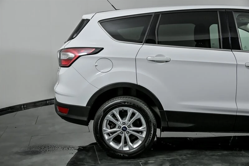 2017 Ford Escape - Image 11 of 21