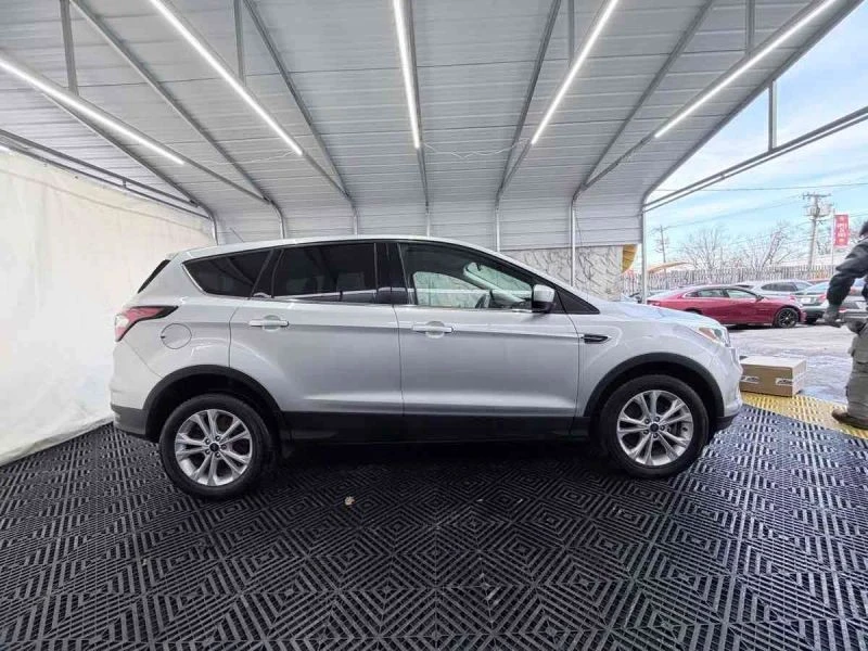 2017 Ford Escape - Image 8 of 12