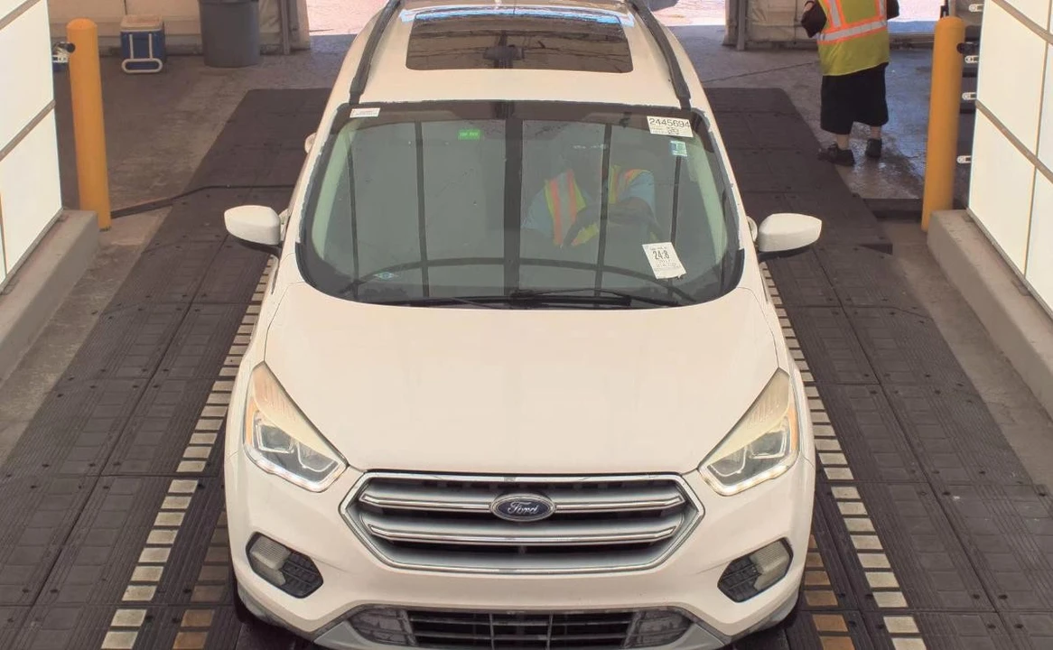 2017 Ford Escape - Image 2 of 14