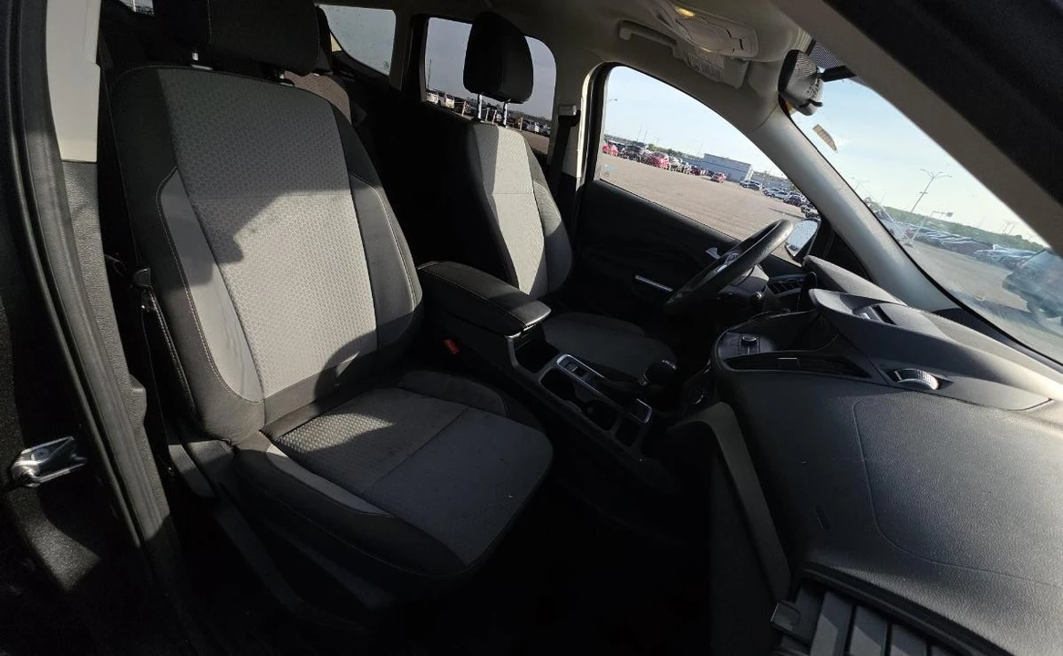 2017 Ford Escape - Image 8 of 14