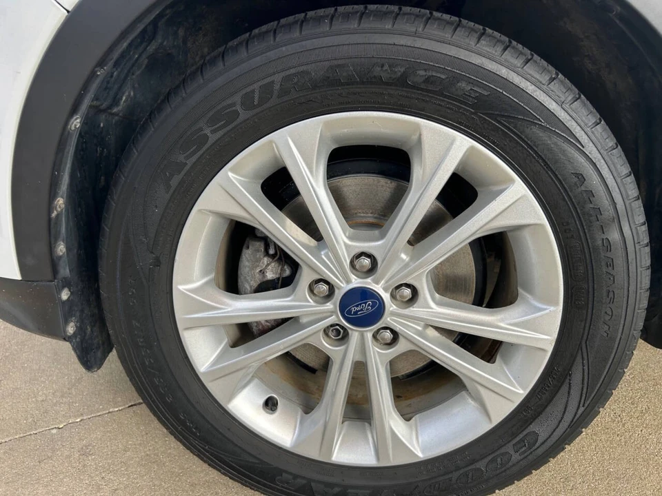 2017 Ford Escape - Image 19 of 21